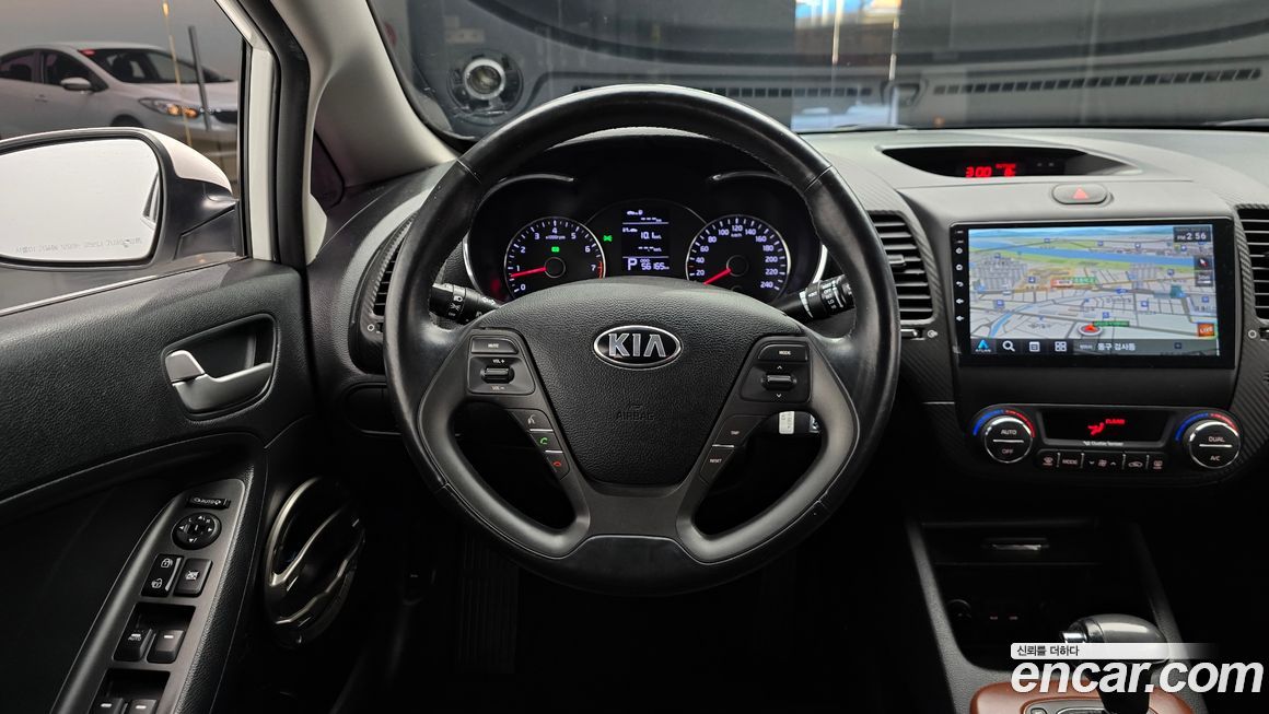 Kia K3 2013