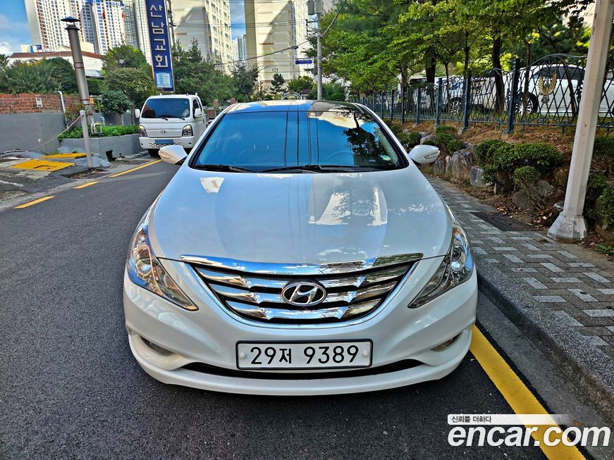 Hyundai Sonata 2011