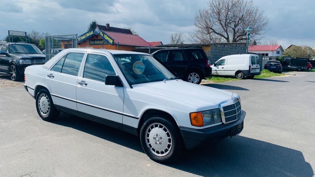 Mercedes-Benz 190 1987
