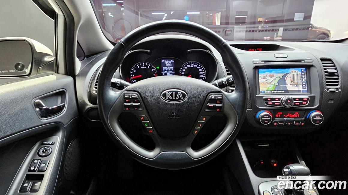 Kia K3 2015