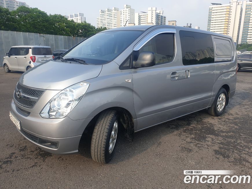 Hyundai Starex 2011