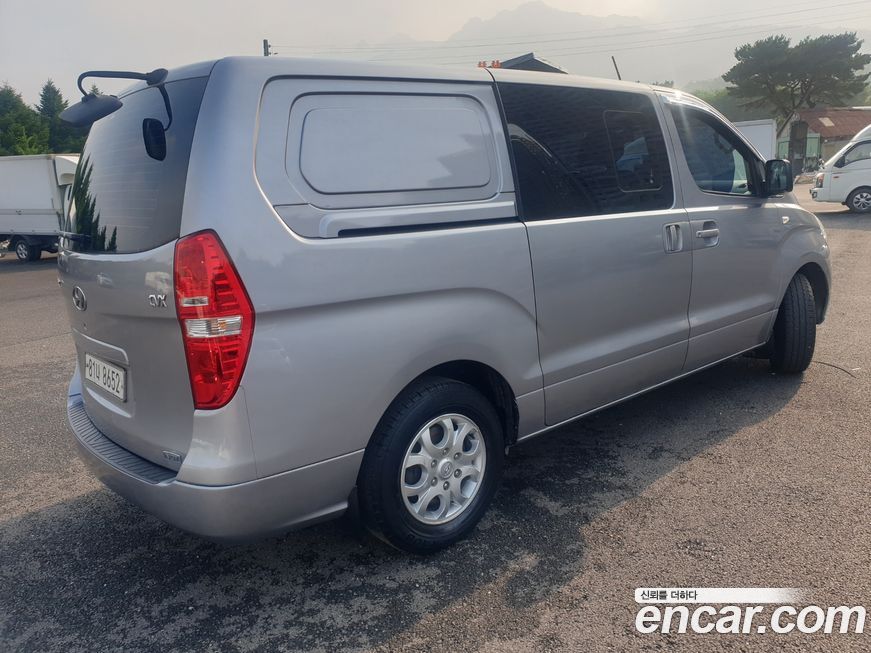 Hyundai Starex 2011
