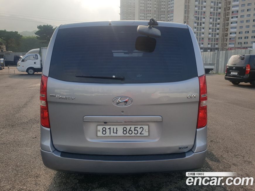 Hyundai Starex 2011
