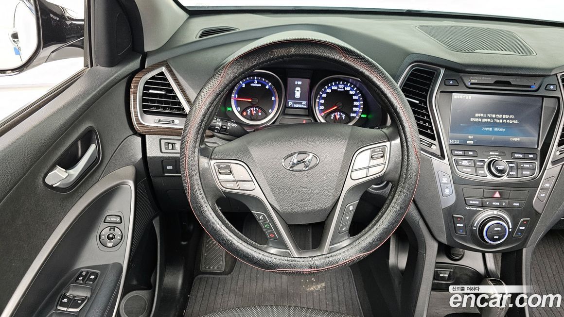 Hyundai Santafe 2015