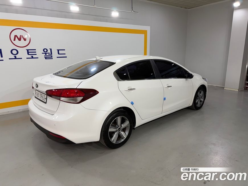 Kia K3 2016