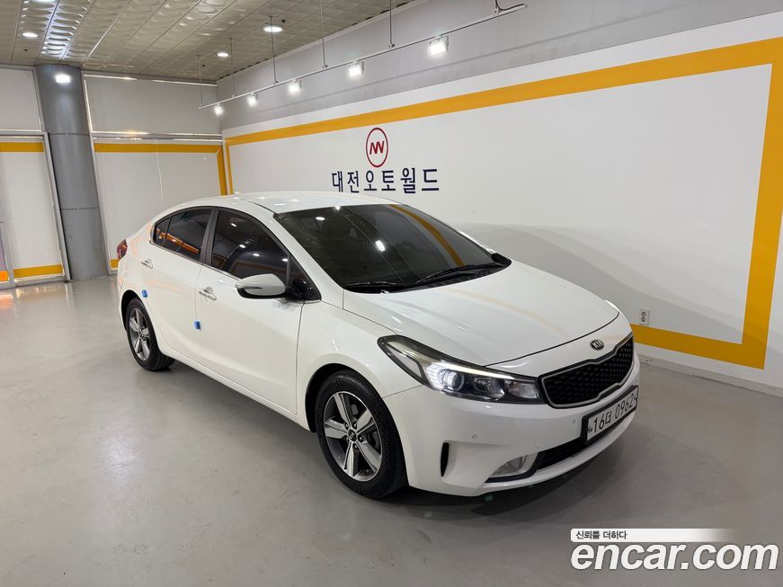 Kia K3 2016