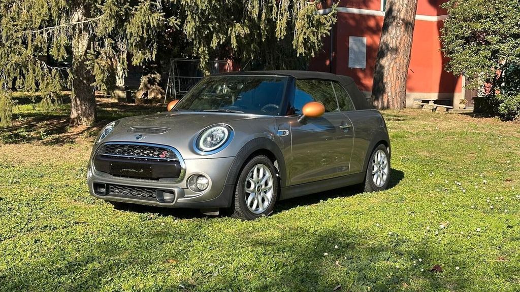MINI Other 2019