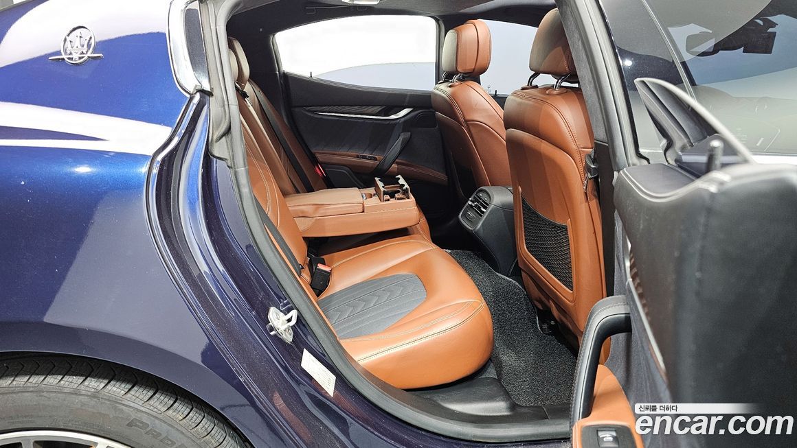 Maserati Ghibli 2017