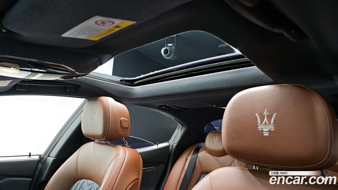 Maserati Ghibli 2017