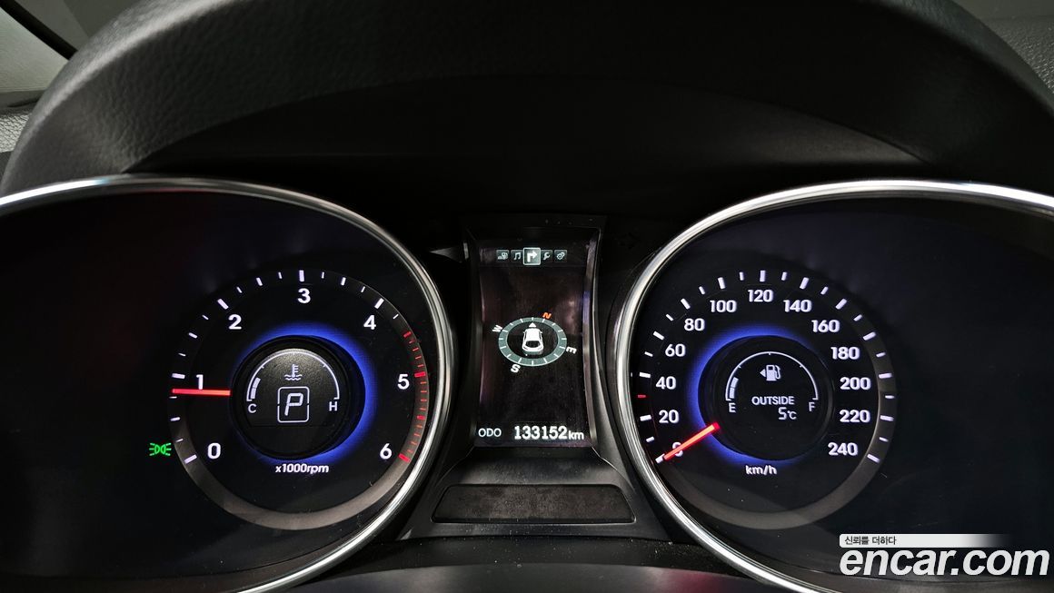 Hyundai Santafe 2015