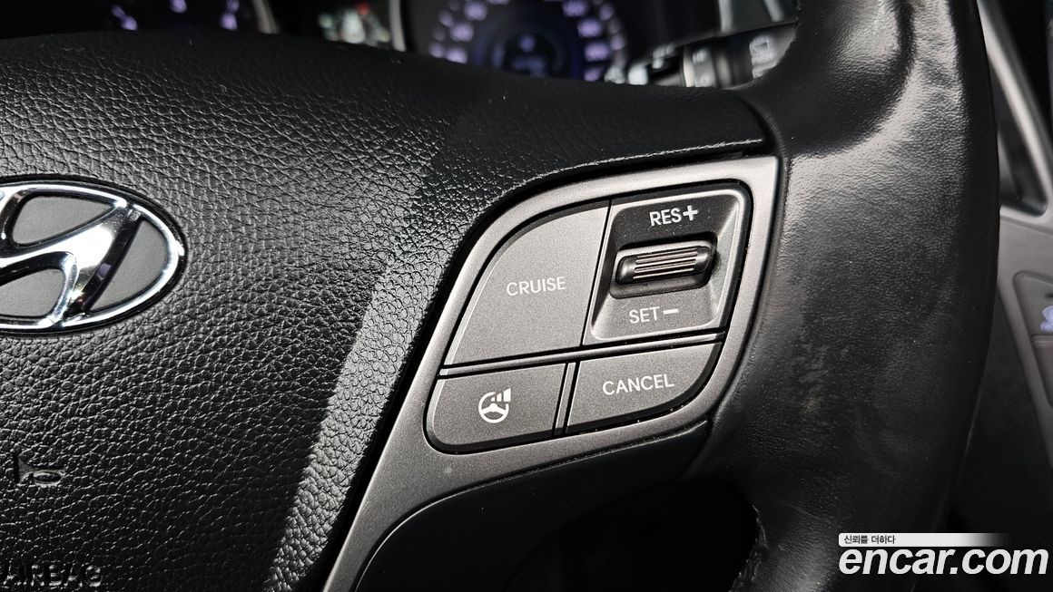 Hyundai Santafe 2015