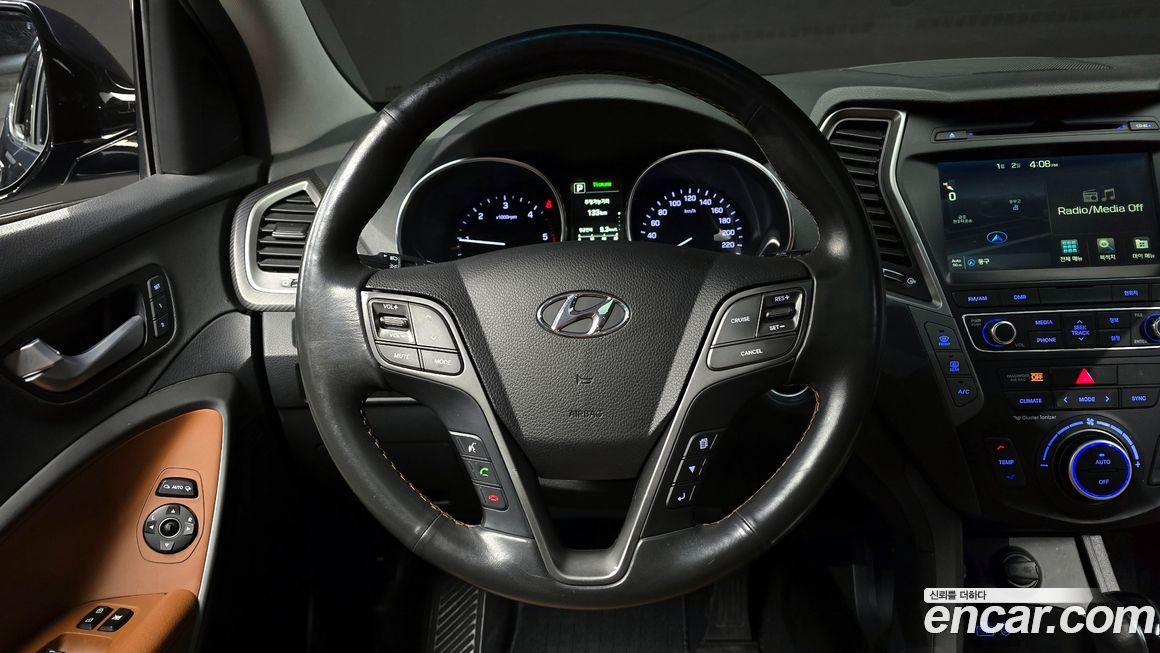 Hyundai Santafe 2016