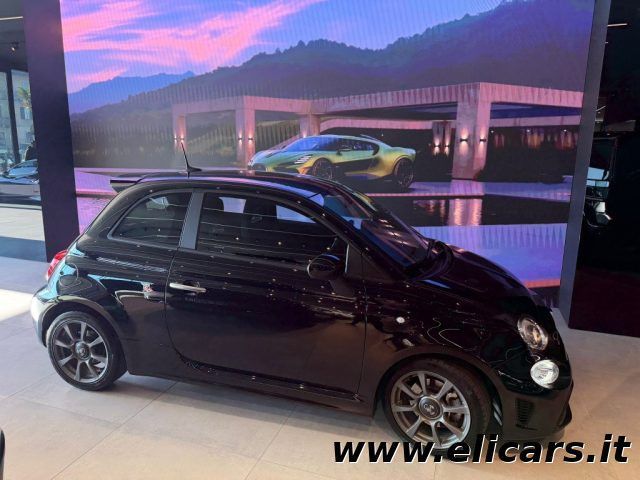 Abarth 595 2022