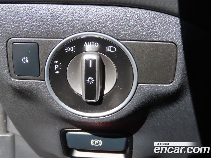 Mercedes-Benz A-Class 2014