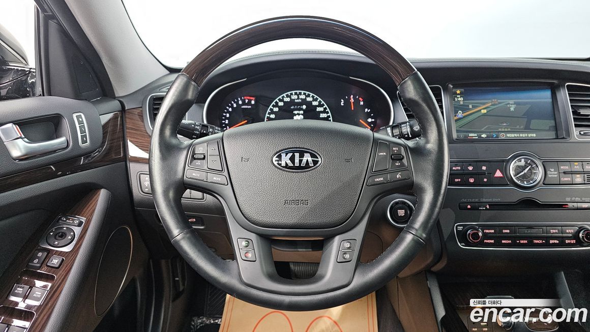 Kia K7 2016