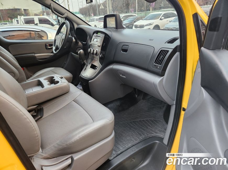 Hyundai Starex 2015