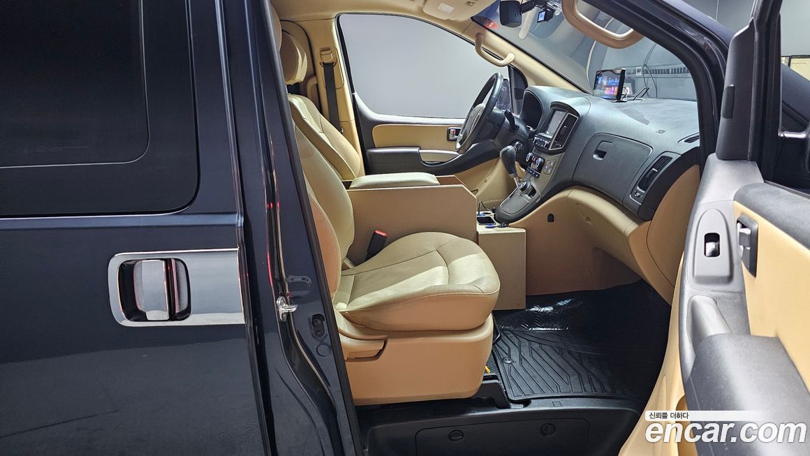 Hyundai Starex 2017
