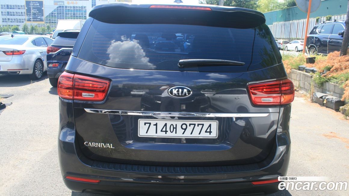 Kia Canival 2020