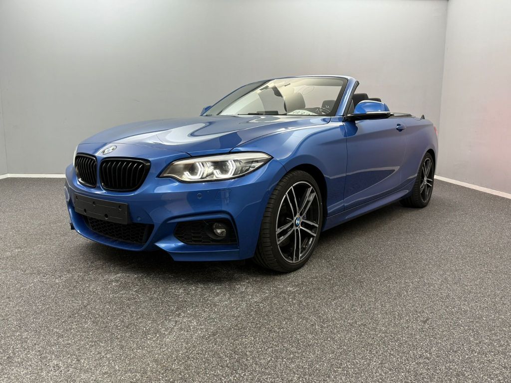 BMW 220 2021