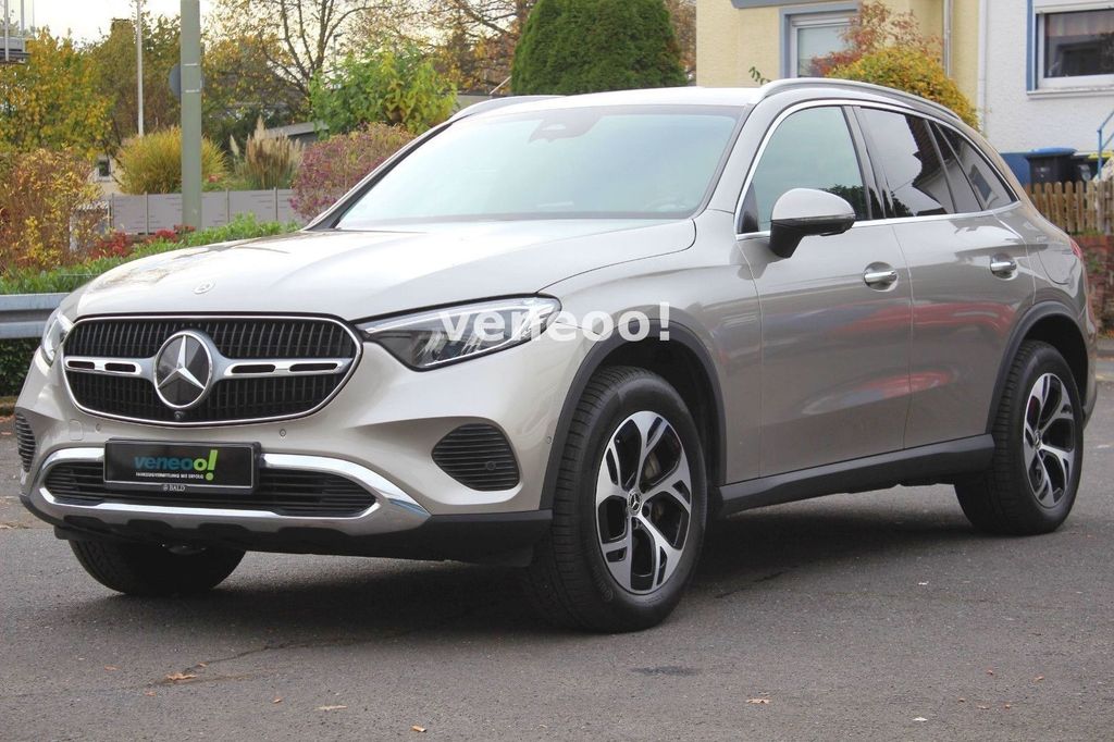 Mercedes-Benz GLC 300 2023