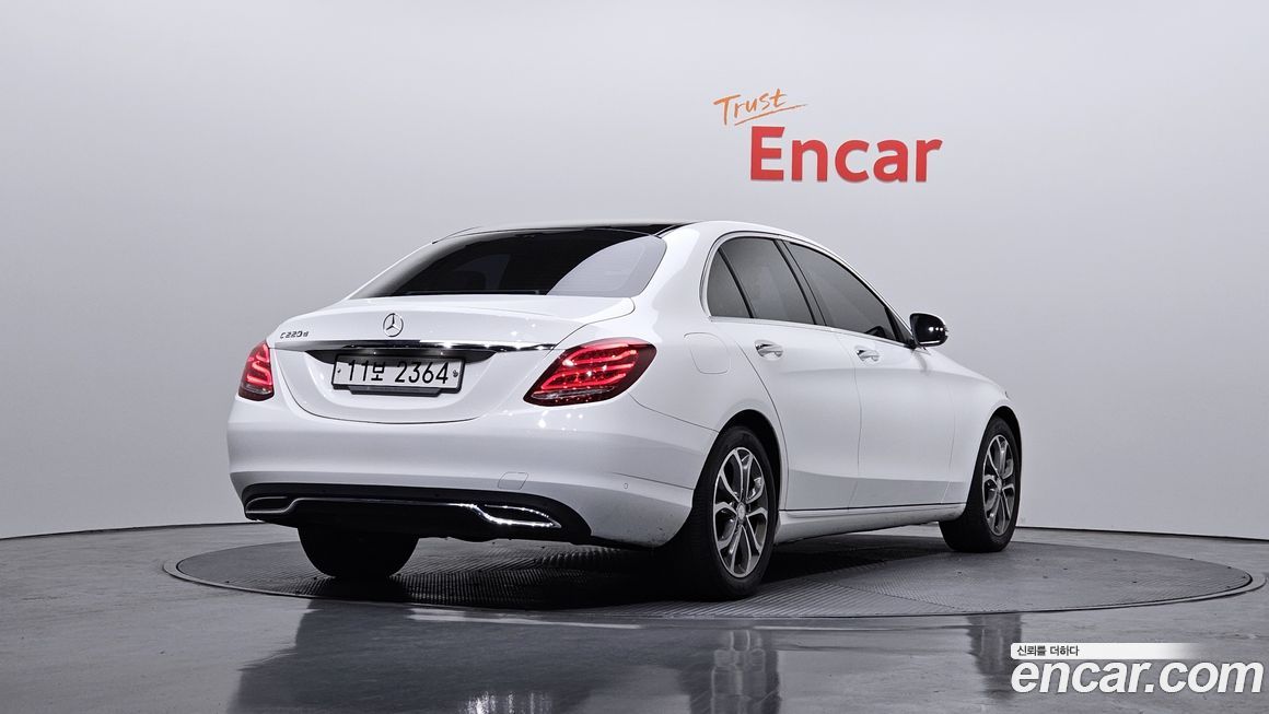 Mercedes-Benz C-Class 2016