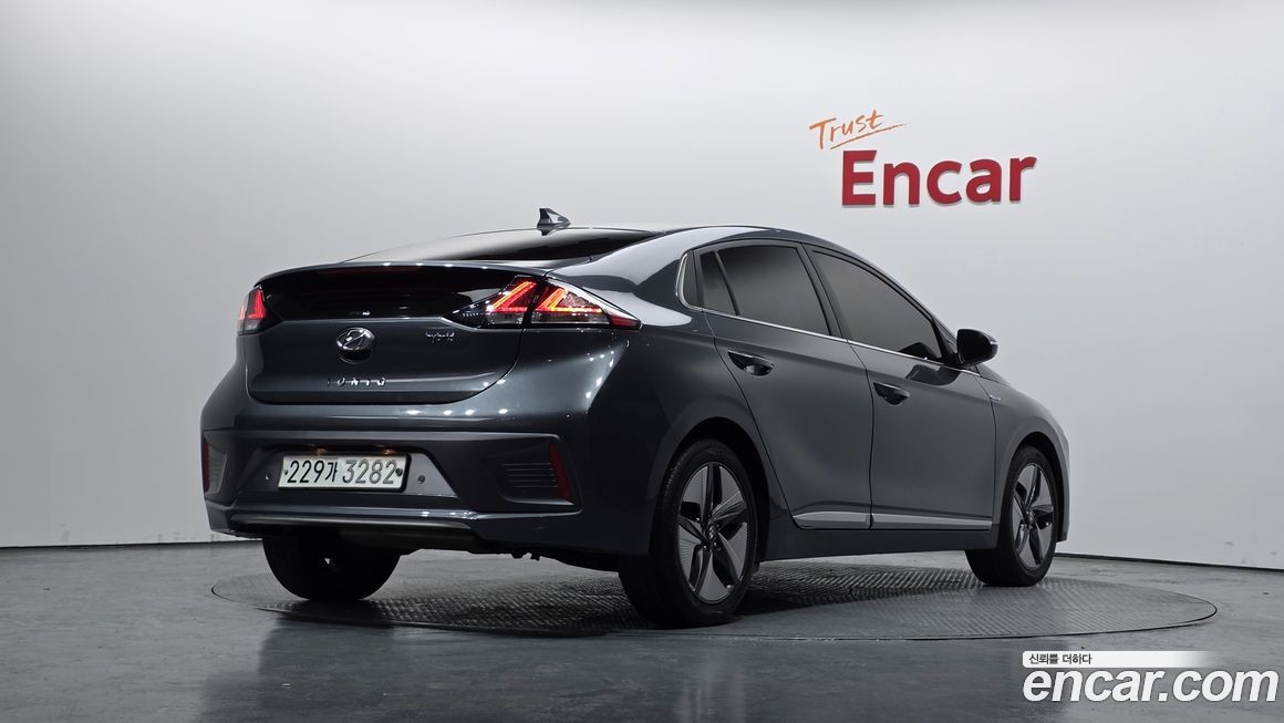 Hyundai Ioniq 2020