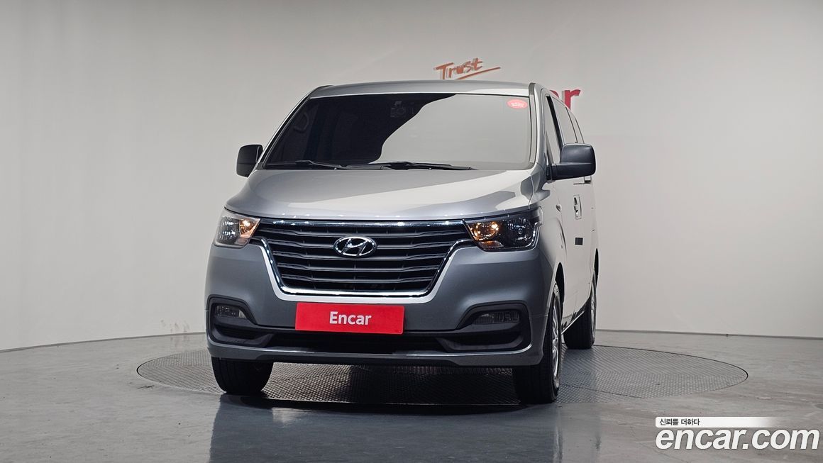 Hyundai Starex 2021