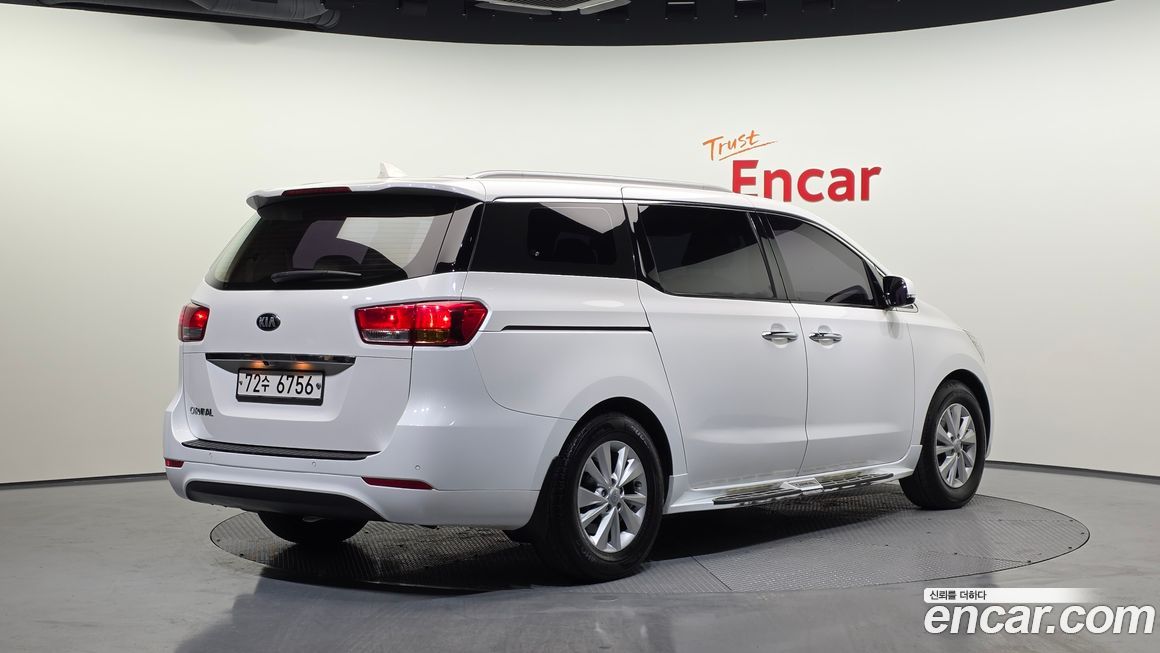 Kia Canival 2018