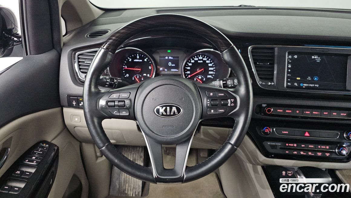 Kia Canival 2019