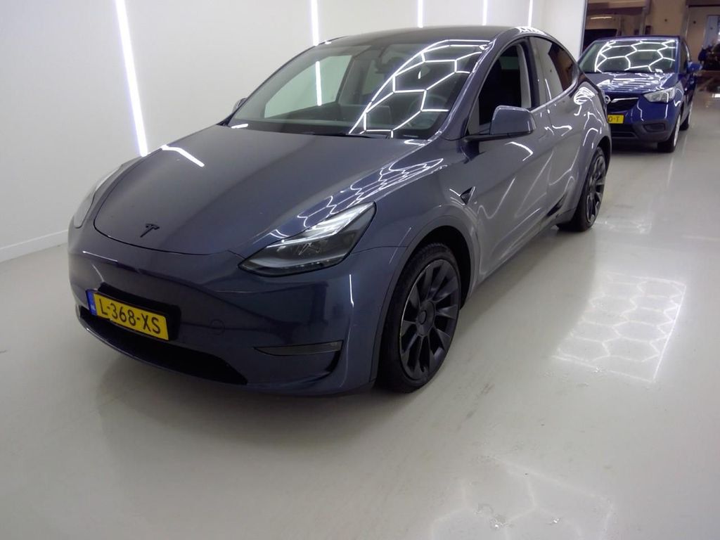 Tesla Model Y 2021