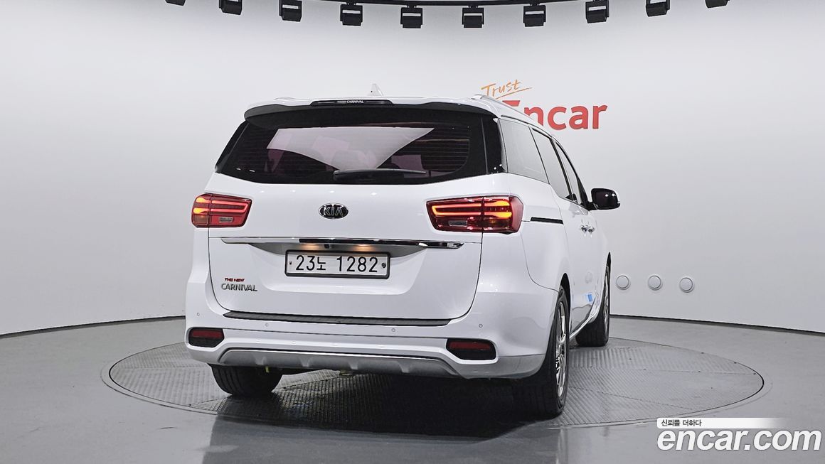 Kia Canival 2019
