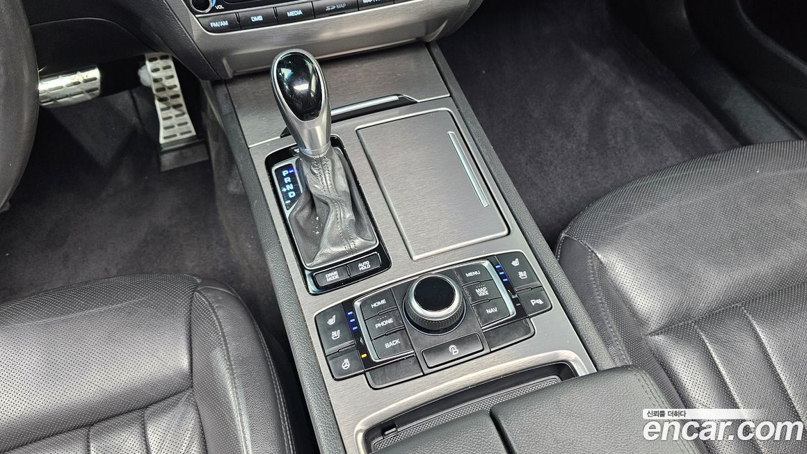 Hyundai Genesis 2016