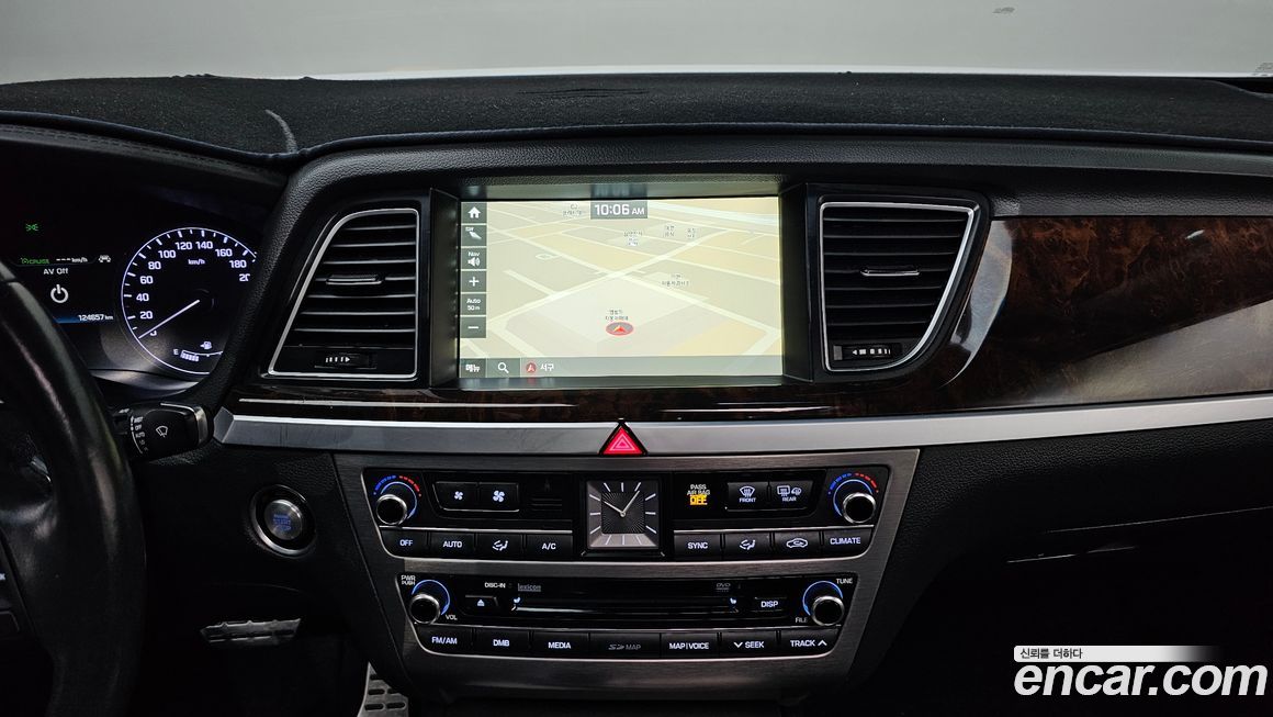 Hyundai Genesis 2016