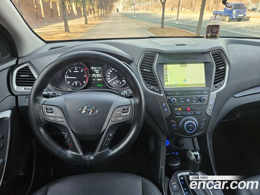 Hyundai Santafe 2016