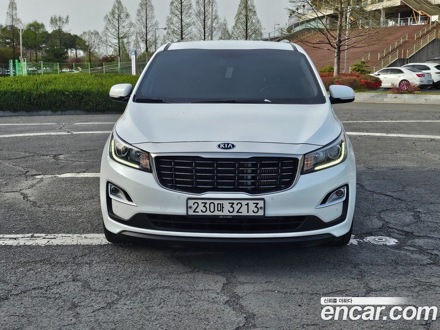 Kia Canival 2019