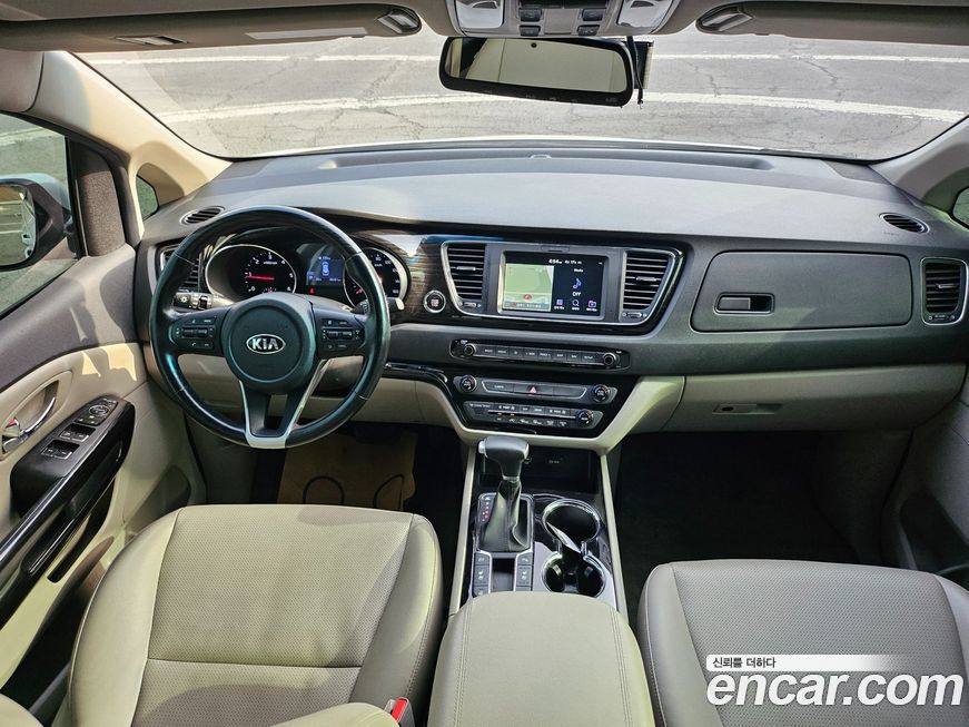 Kia Canival 2019