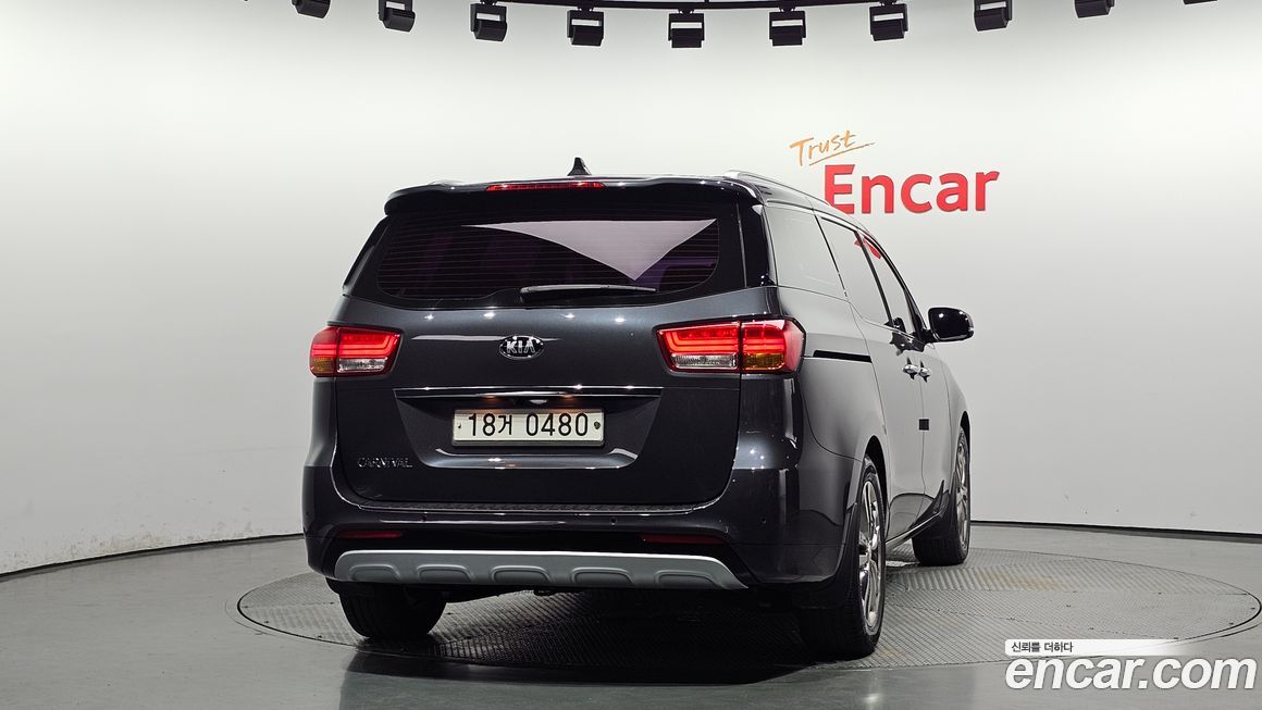 Kia Canival 2016