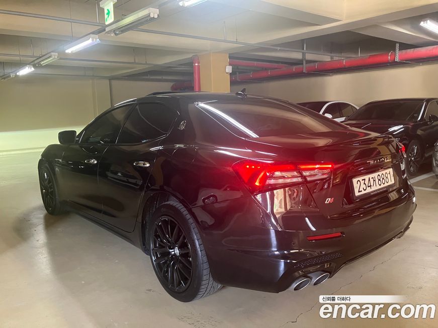 Maserati Ghibli 2016