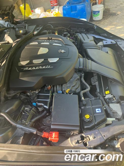 Maserati Ghibli 2016