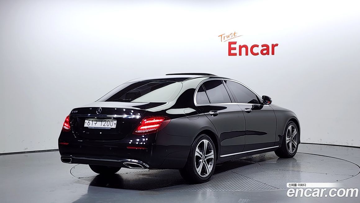 Mercedes-Benz E-Class 2017