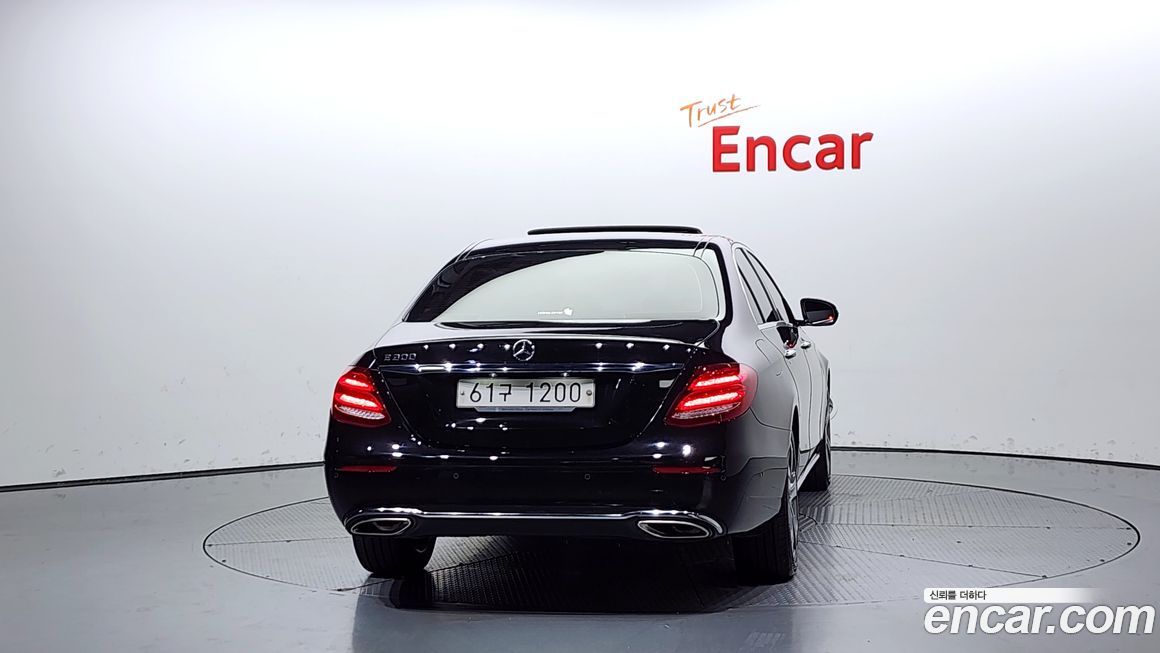 Mercedes-Benz E-Class 2017