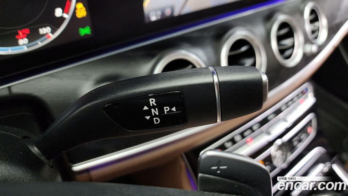 Mercedes-Benz E-Class 2017