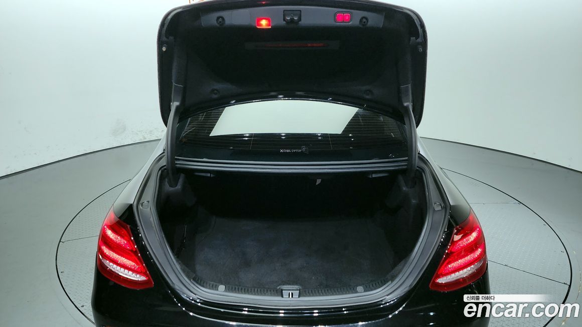 Mercedes-Benz E-Class 2017