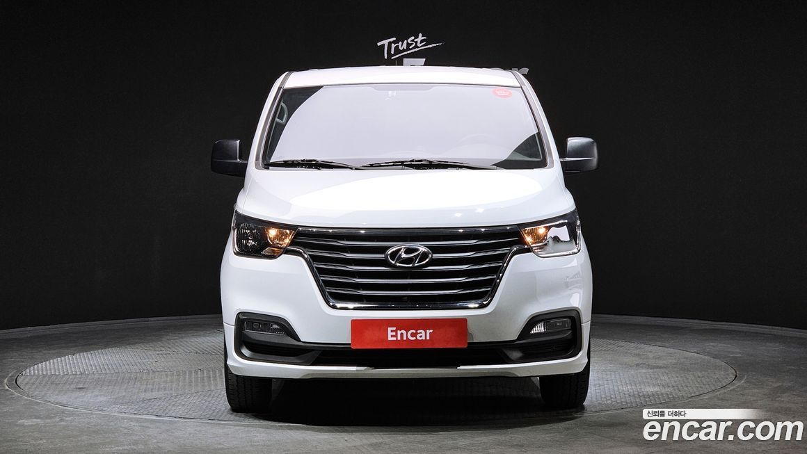 Hyundai Starex 2019
