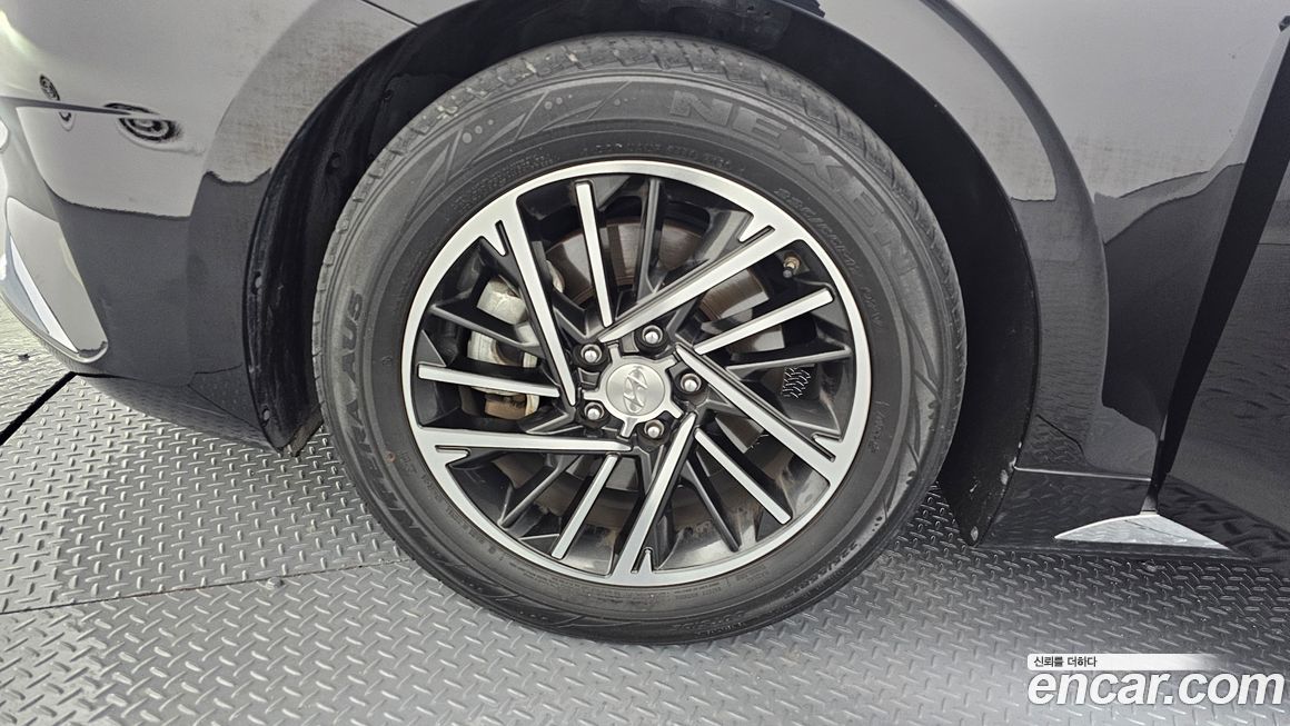 Hyundai Grandeur 2021