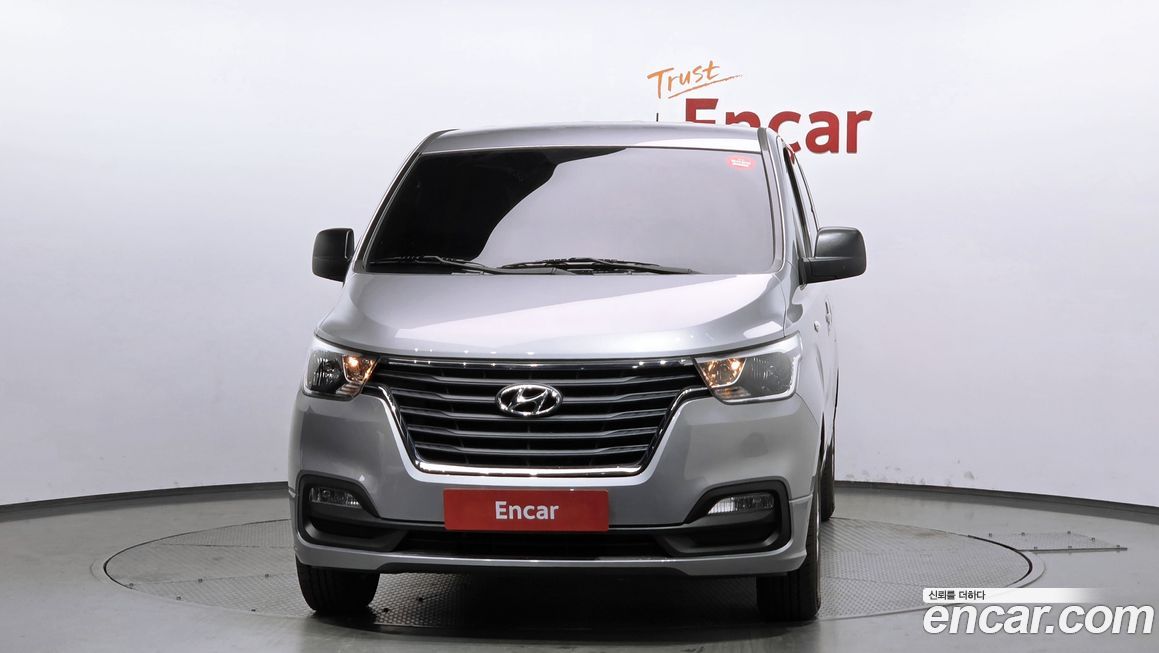 Hyundai Starex 2021