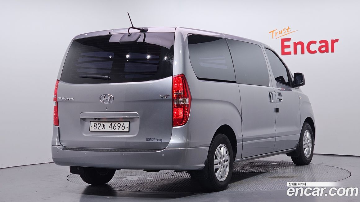 Hyundai Starex 2019