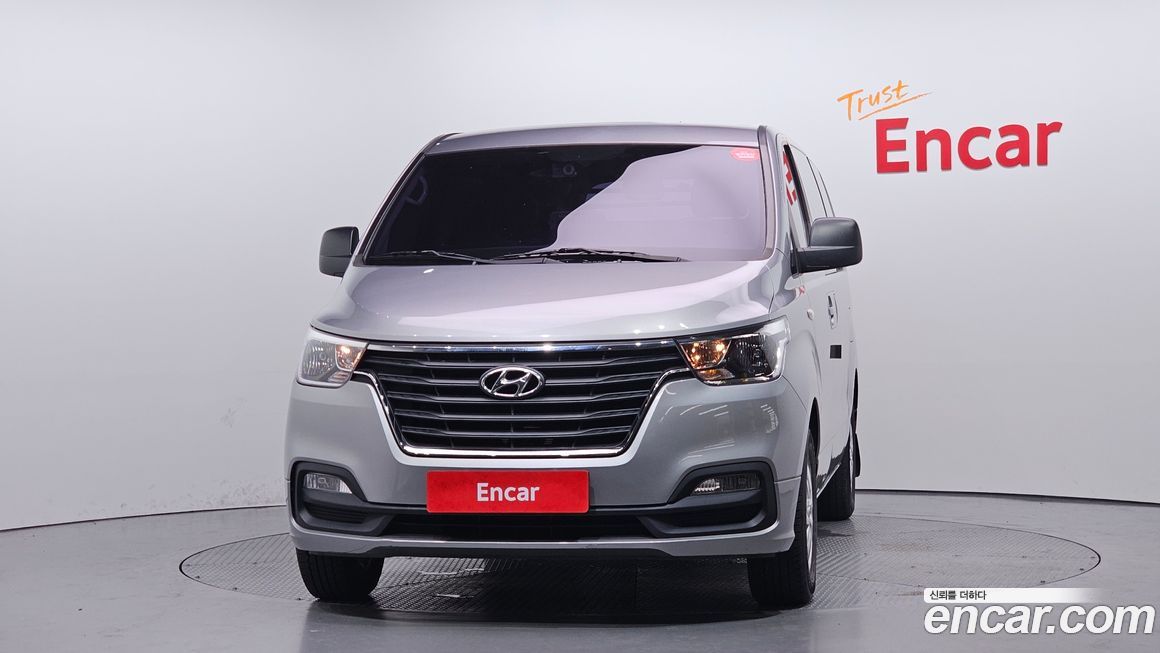 Hyundai Starex 2019
