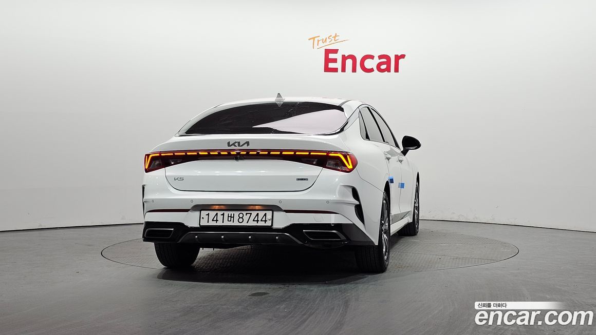Kia K5 2023