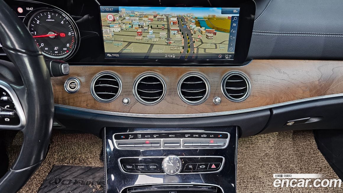 Mercedes-Benz E-Class 2019